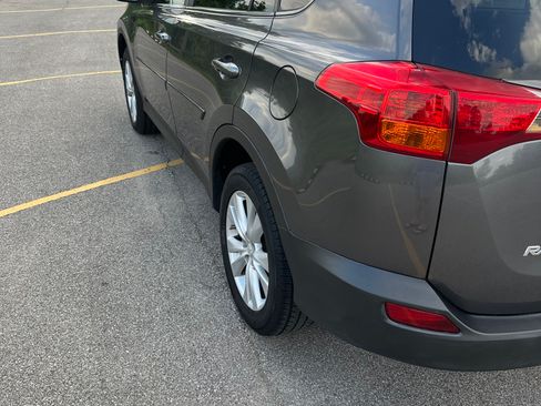 Used 2013 Toyota RAV4 Limited AWD/4WD image 13