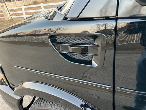 Used 2024 Chevrolet Express 2500 w/ Driver Convenience Package image 15