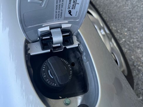 Used 1999 Porsche Boxster image 18