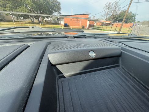 Used 2019 Ford F250 Lariat w/ Lariat Ultimate Package image 18