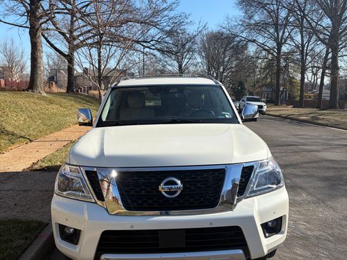 Used 2018 Nissan Armada Platinum w/ Captain Seat Package image 17