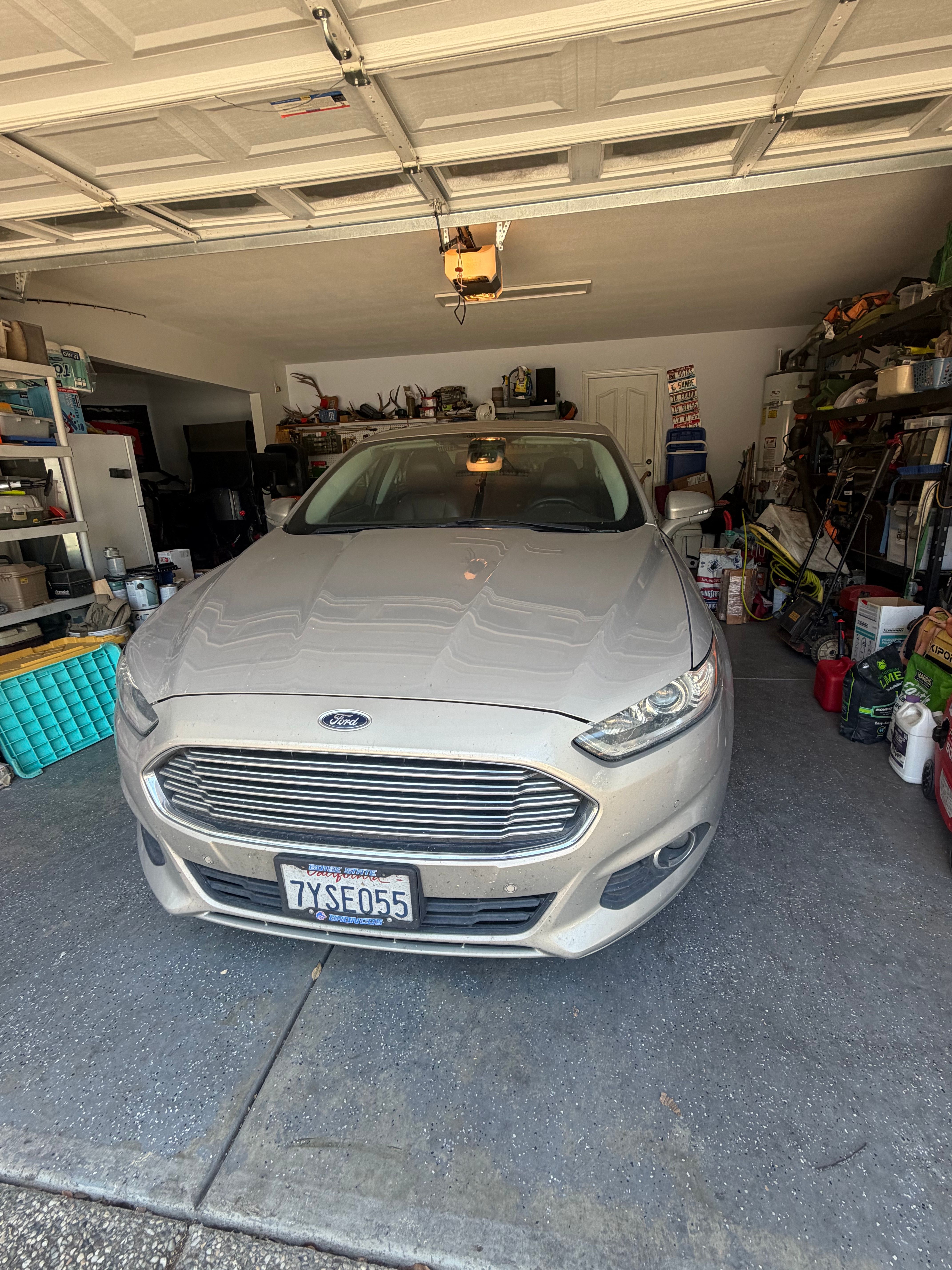 Used 2015 Ford Fusion SE w/ Equipment Group 202A FWD image 8