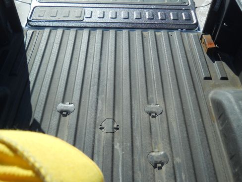 Used 2022 Chevrolet Silverado 2500 High Country w/ Z71 Off-Road Package image 31