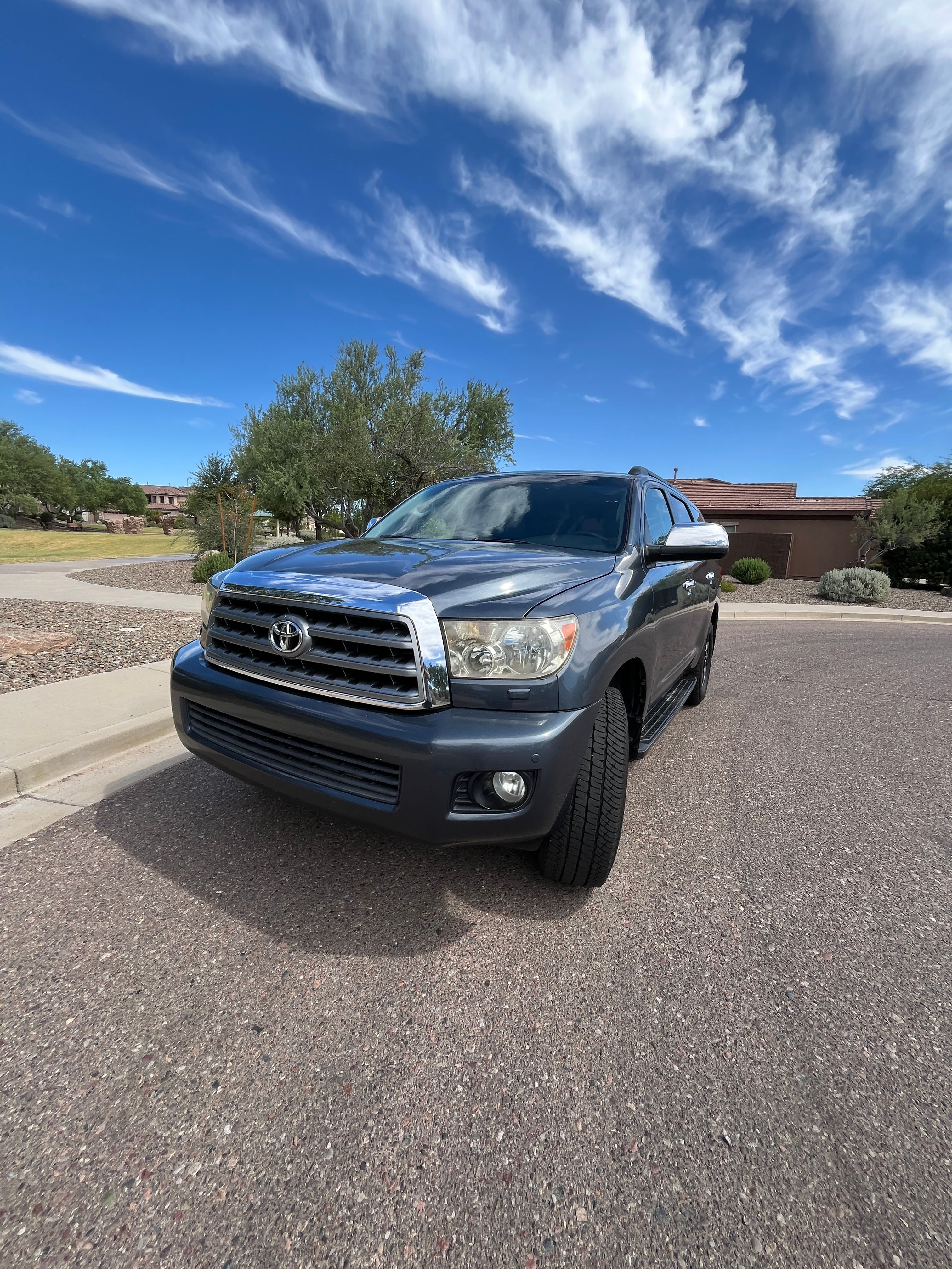Used 2008 Toyota Sequoia Limited w/ Cold Area Pkg AWD/4WD image 1
