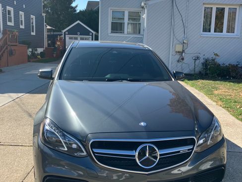 Used 2016 Mercedes-Benz E 63 AMG S-Model image 11