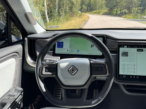 Used 2023 Rivian R1S Adventure Quad AWD/4WD image 10