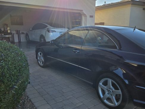 Used 2005 Mercedes-Benz CLK 500 Coupe image 8