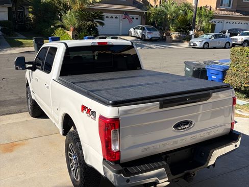 Used 2019 Ford F250 Lariat w/ Lariat Ultimate Package AWD/4WD image 4