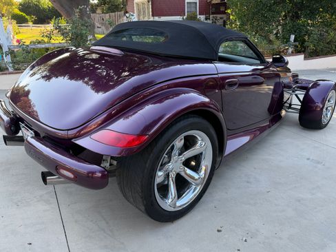 Used 1999 Plymouth Prowler RWD image 2