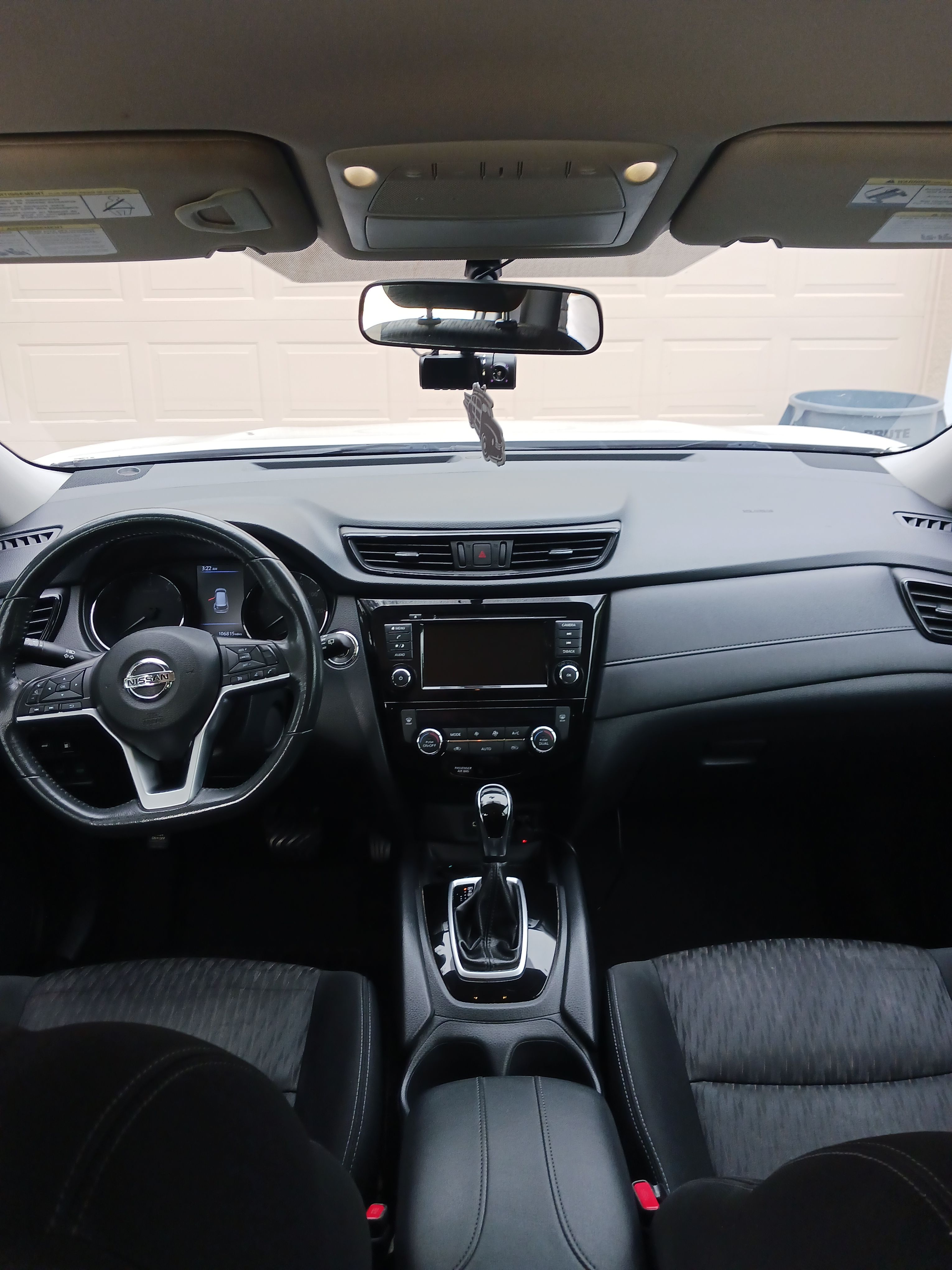 Used 2018 Nissan Rogue SV FWD image 6