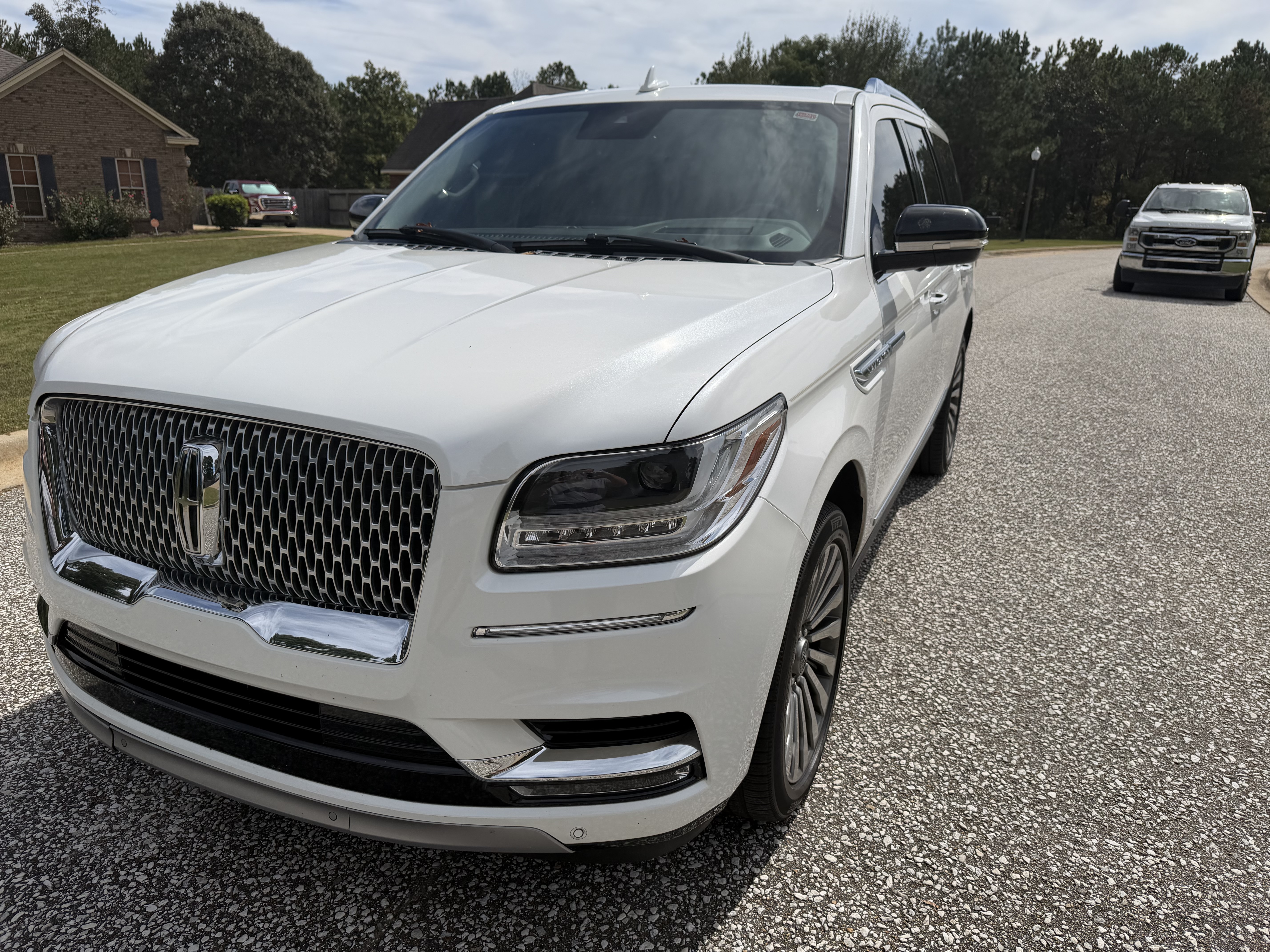 Used 2020 Lincoln Navigator Reserve w/ Luxury Package AWD/4WD image 4