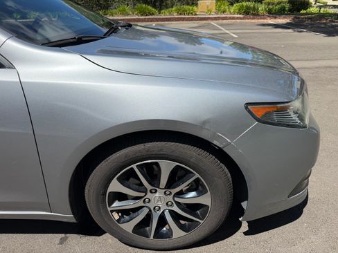 Used 2017 Acura TLX FWD image 12