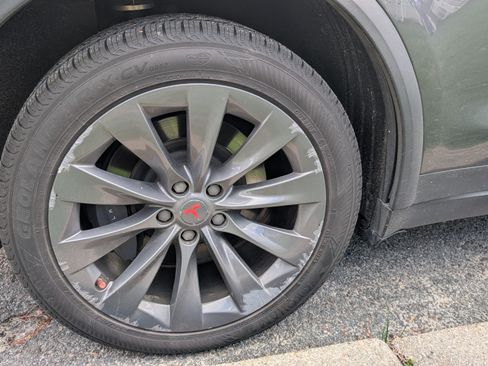 Used 2018 Tesla Model X 75D AWD/4WD image 21
