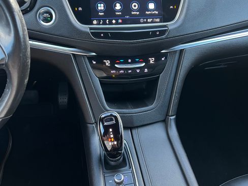 Used 2022 Cadillac XT6 Luxury FWD image 10
