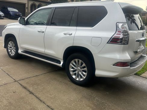 Used 2021 Lexus GX 460 Premium AWD/4WD image 4