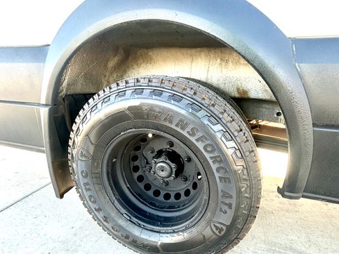 Used 2015 Mercedes-Benz Sprinter 3500 image 14