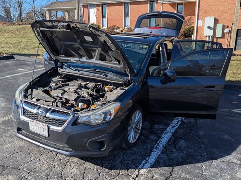 Used 2012 Subaru Impreza 2.0i Premium image 11