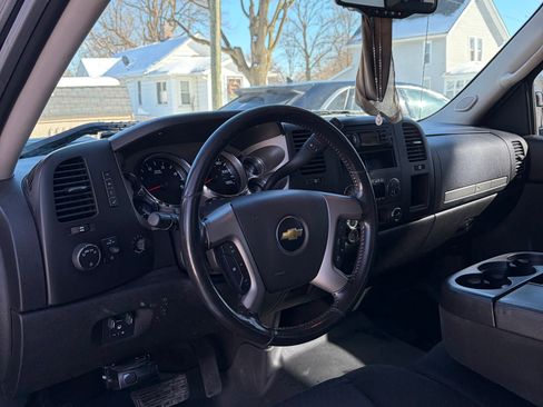 Used 2012 Chevrolet Silverado 2500 LT w/ Interior Plus Package image 13