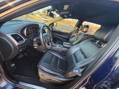 Used 2017 Jeep Grand Cherokee Limited image 11