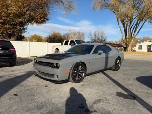 Used 2019 Dodge Challenger R/T Scat Pack image 15