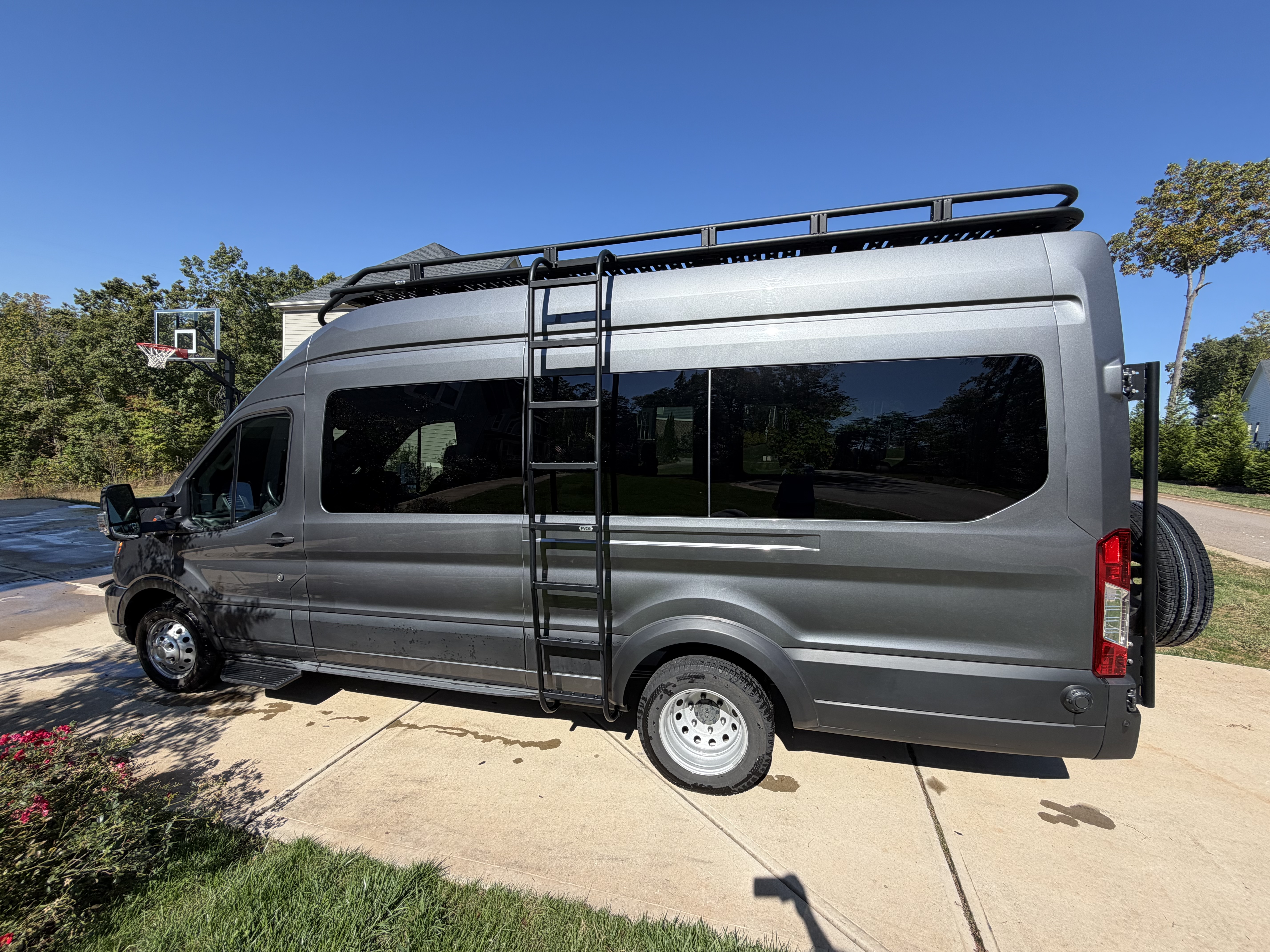 Used 2024 Ford Transit 350 XLT RWD image 2