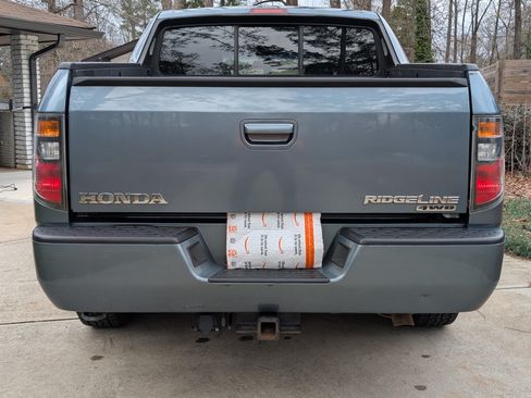 Used 2008 Honda Ridgeline RTX image 4