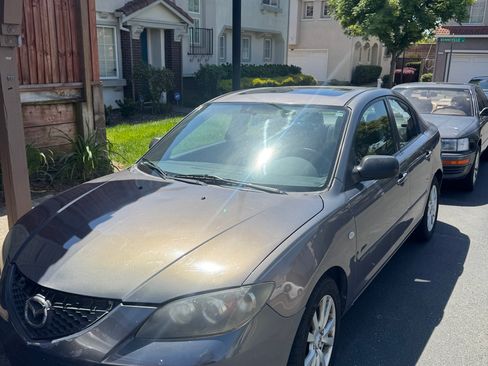 Used 2007 MAZDA MAZDA3 i Touring FWD image 4