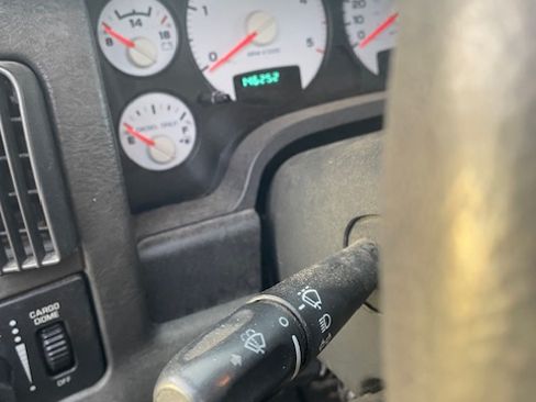 Used 2005 Dodge Ram 2500 Truck SLT w/ Trailer Tow Group image 4