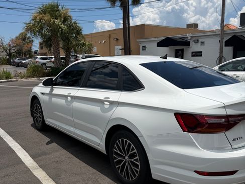 Used 2019 Volkswagen Jetta SEL FWD image 4