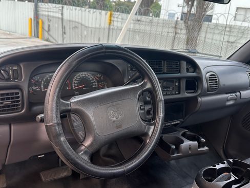 Used 2001 Dodge Ram 3500 Truck 2WD Regular Cab image 22