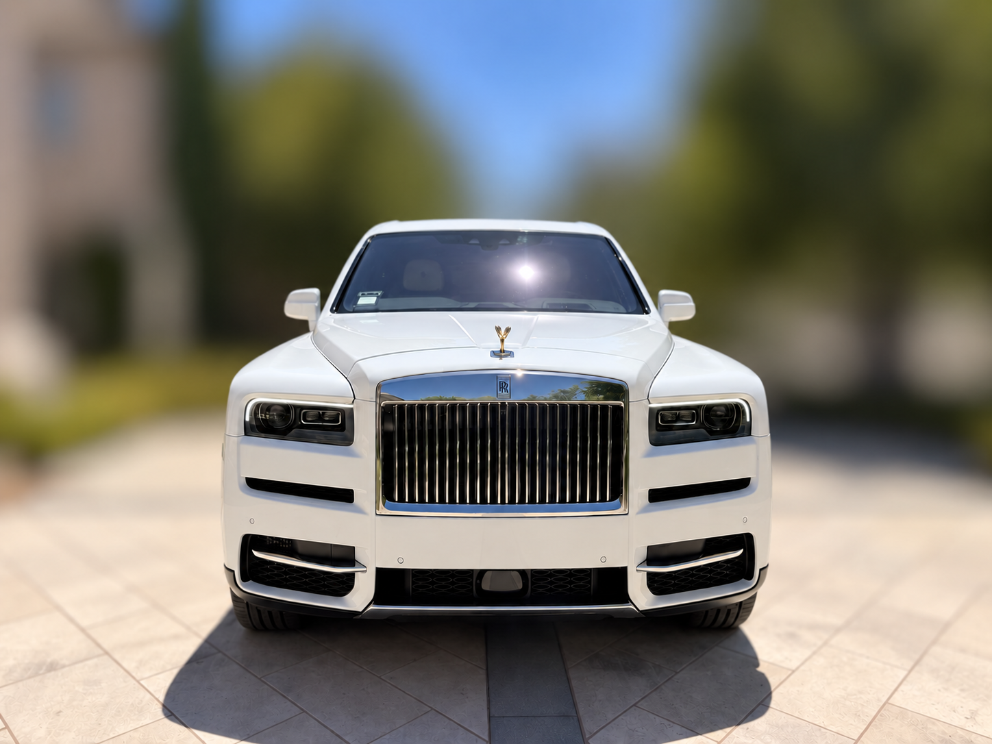 Used 2022 Rolls-Royce Cullinan w/ Cullinan Package AWD/4WD image 1