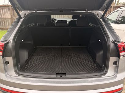 Used 2025 Volkswagen Atlas Cross Sport SE