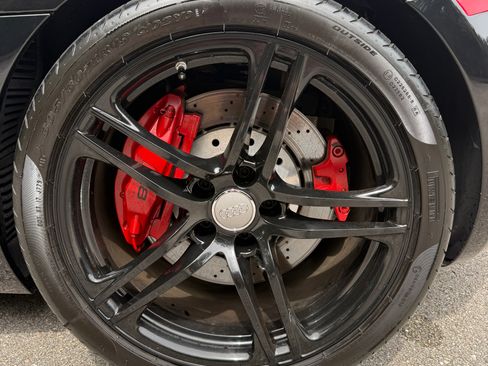 Used 2011 Audi R8 V10 AWD/4WD image 20