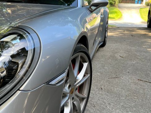 Used 2017 Porsche 911 Carrera 4S AWD/4WD image 5