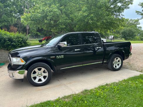 Used 2016 RAM 1500 Limited image 12