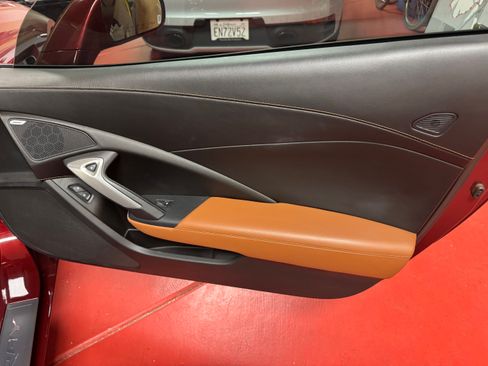 Used 2017 Chevrolet Corvette Stingray Coupe RWD image 9