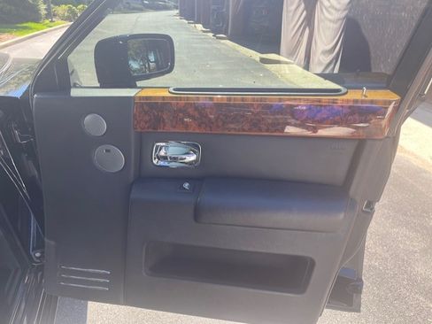 Used 2006 Rolls-Royce Phantom Sedan image 13