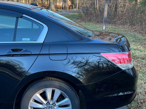 Used 2012 Honda Accord EX-L image 18