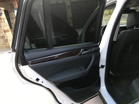 Used 2017 BMW X3 sDrive28i image 13