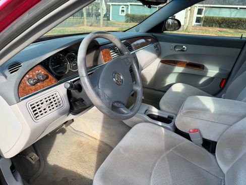 Used 2005 Buick LaCrosse CX w/ Silver Convenience Package image 14