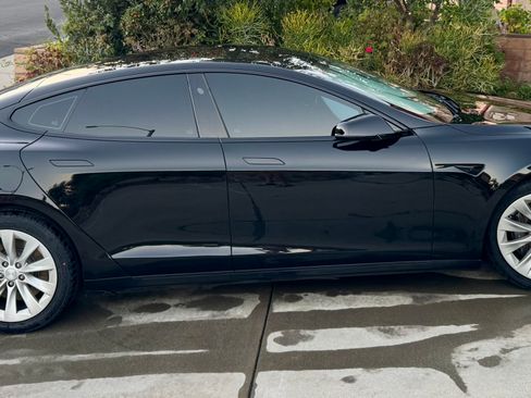 Used 2017 Tesla Model S 75D image 5