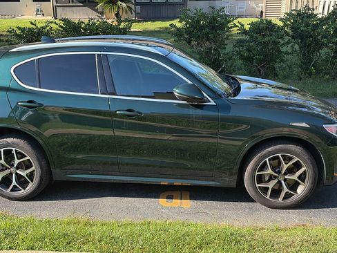 Used 2020 Alfa Romeo Stelvio Ti AWD/4WD image 4
