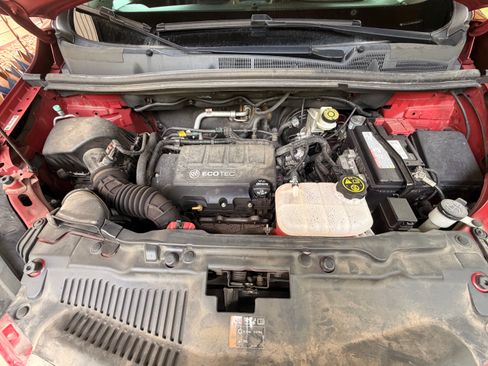 Used 2015 Buick Encore Premium image 30