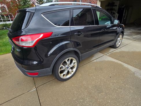 Used 2014 Ford Escape Titanium w/ Equipment Group 401A image 2