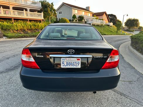 Used 2004 Toyota Camry LE image 15