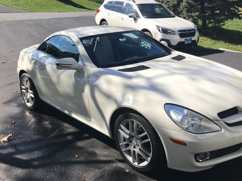 Used 2009 Mercedes-Benz SLK 300 SLK 300 Roadster 2D image 2