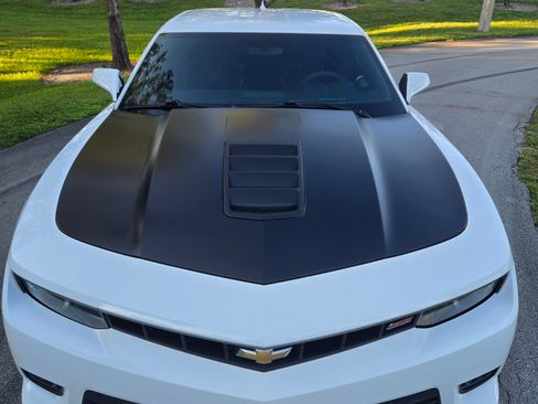 Used 2014 Chevrolet Camaro SS w/ SS Performance Package image 8