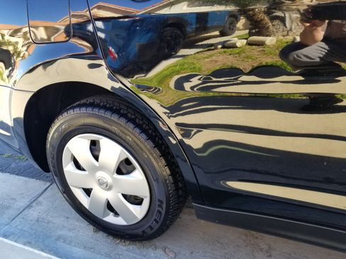 Used 2009 Nissan Versa Sedan image 8