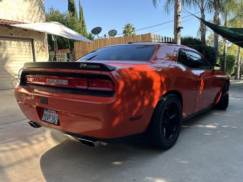 Used 2010 Dodge Challenger SRT8 w/ SRT Option Group II image 2