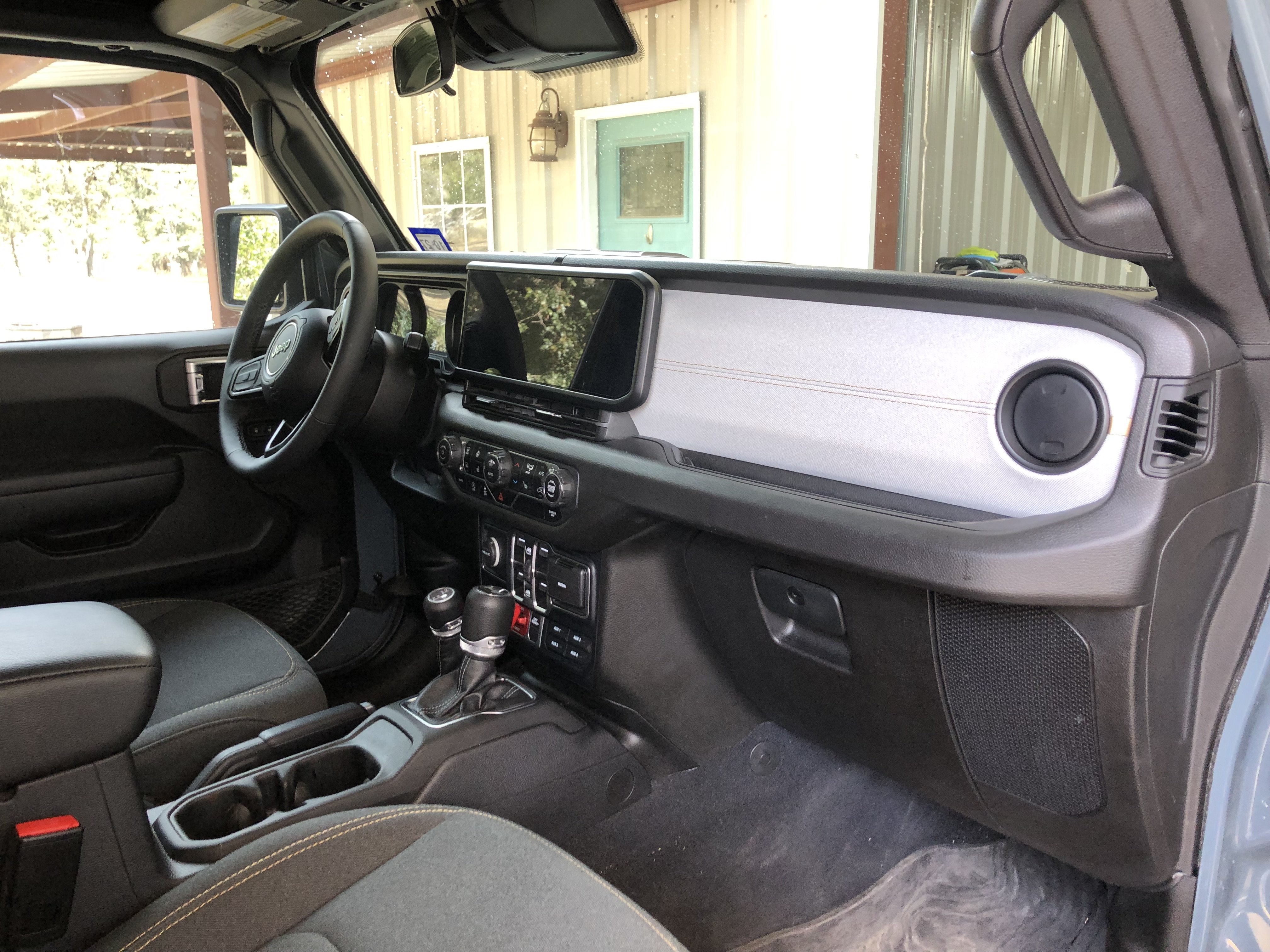 Used 2025 Jeep Wrangler Unlimited Sport AWD/4WD image 10